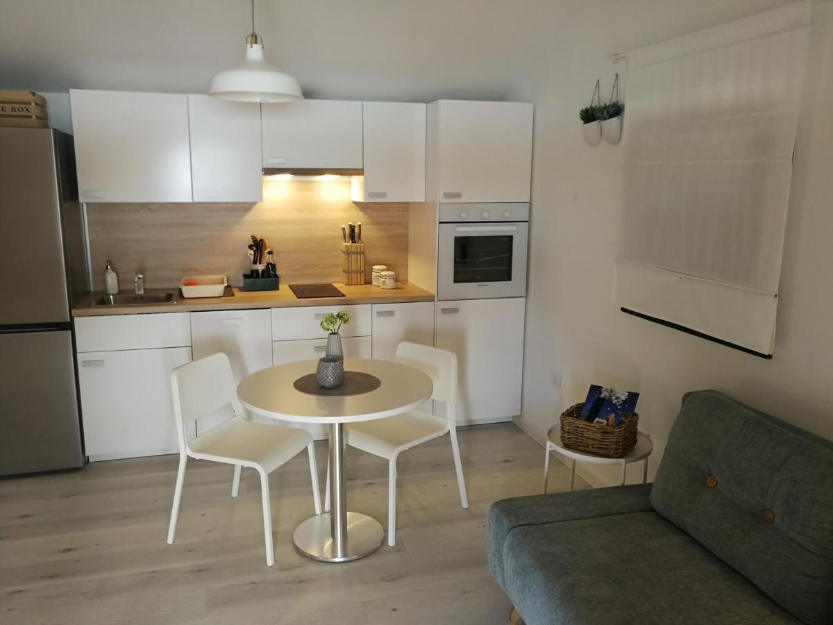 Apartmani Sandra I Davor Lonic Kukljica Exterior foto