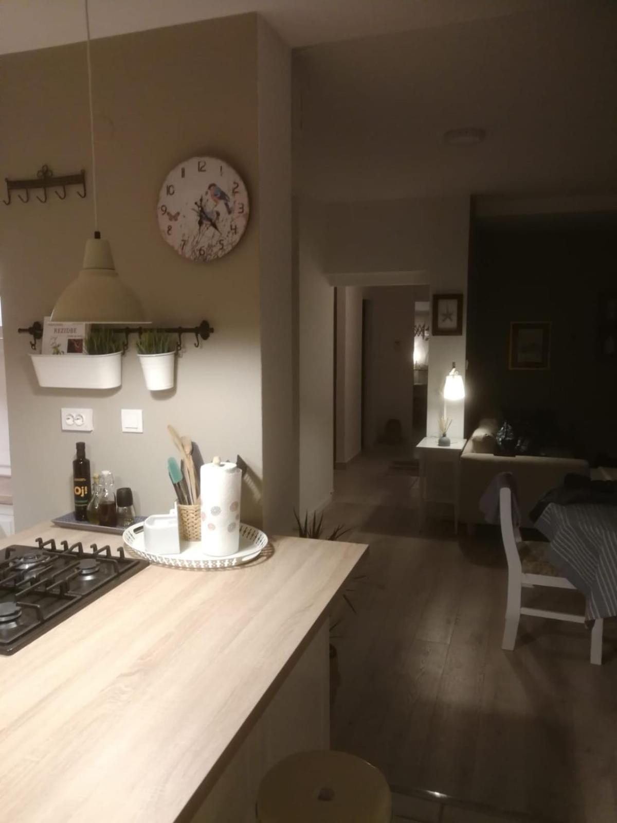 Apartmani Sandra I Davor Lonic Kukljica Exterior foto