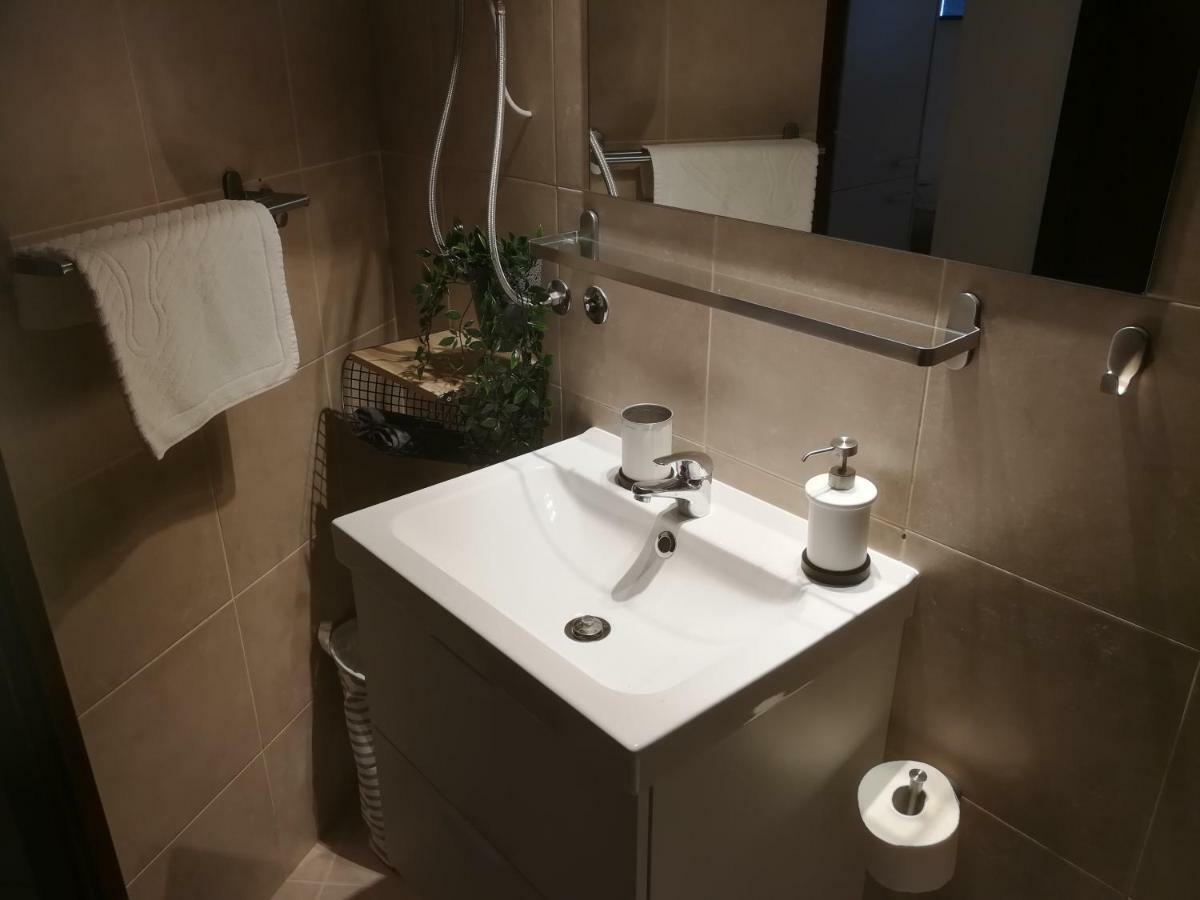 Apartmani Sandra I Davor Lonic Kukljica Exterior foto