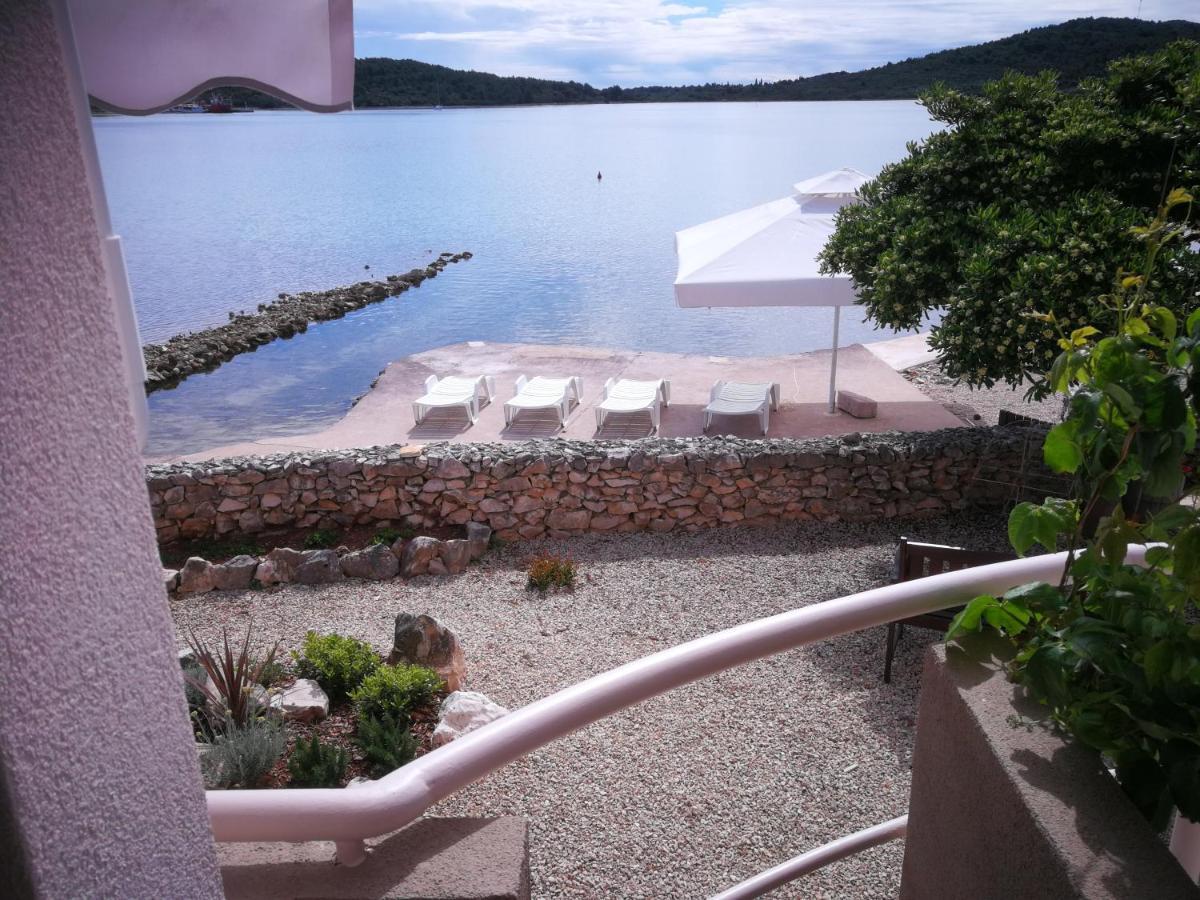 Apartmani Sandra I Davor Lonic Kukljica Exterior foto